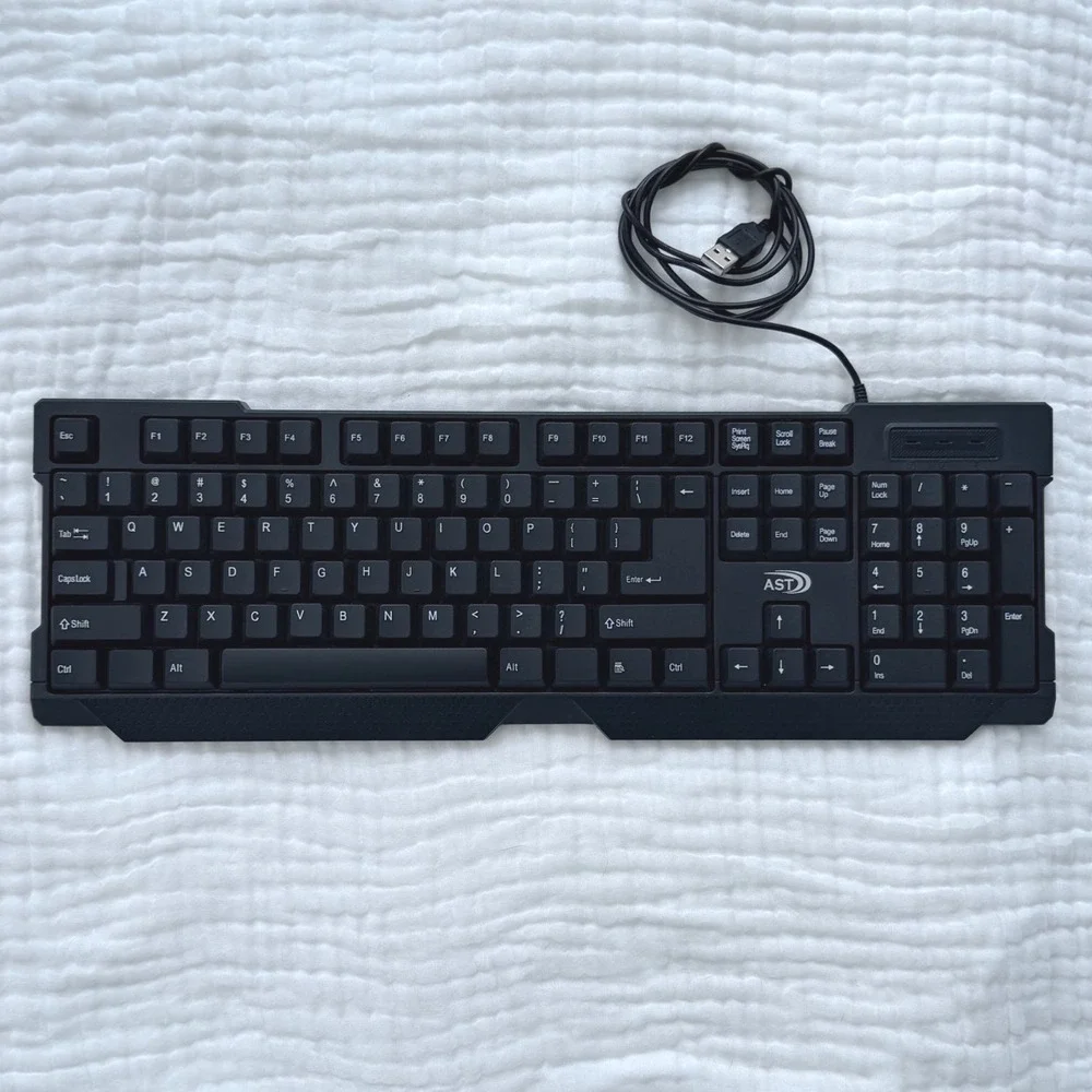 AST USB Wired Keyboard Full Size Standard Black Very Good Condition